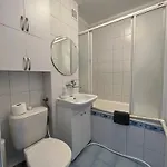 Ohmyhome - View Grzybowska شقة