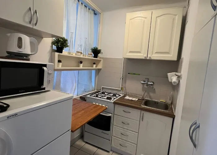 Ohmyhome - View Grzybowska *