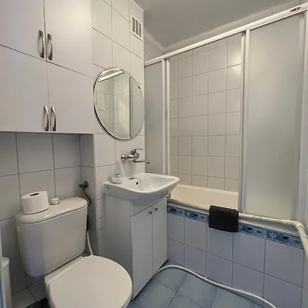 Ohmyhome - View Grzybowska Lejlighed