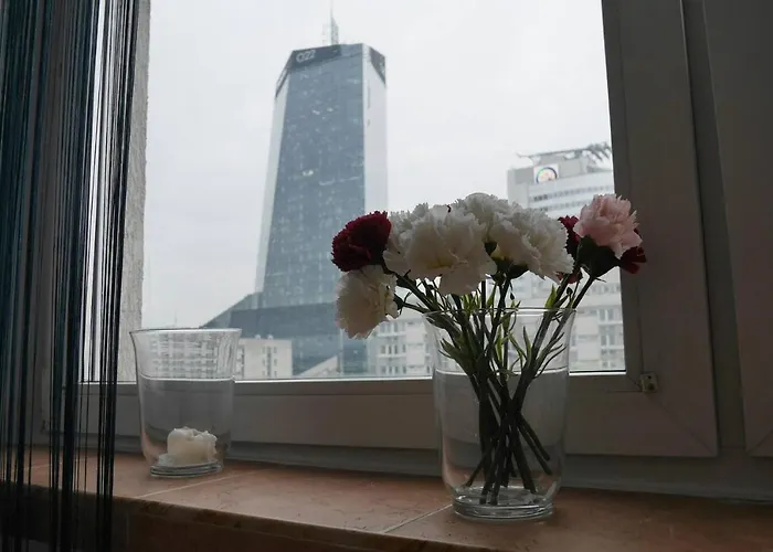 Ohmyhome - View Grzybowska Apartman *