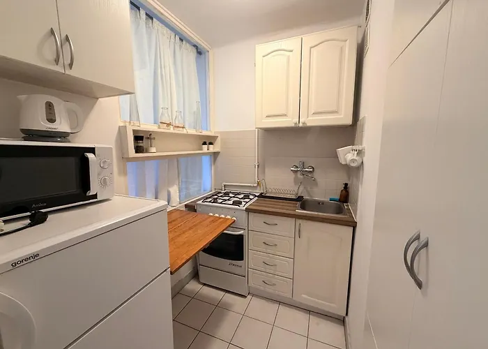 Ohmyhome - View Grzybowska Apartman